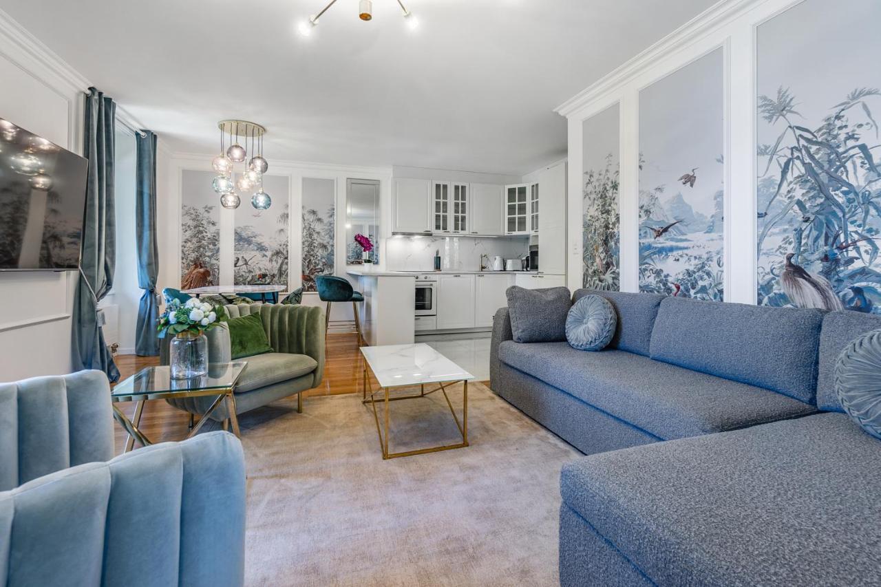 Soft Glam 1-Bedroom Appt - Lake & Mountain View Montreux Exterior foto